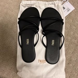 Sloan Leather Strappy Sandals 7